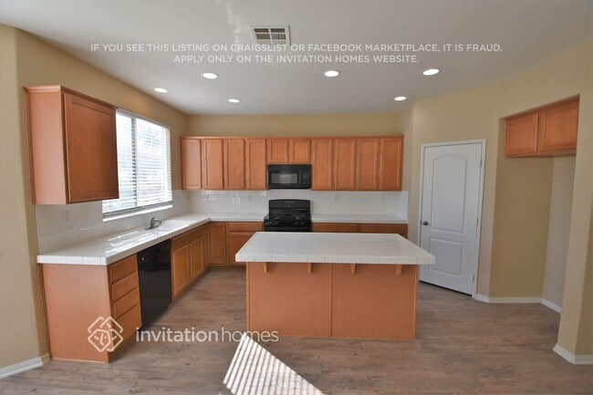 Building Photo - 1402 Cane Bay Ln