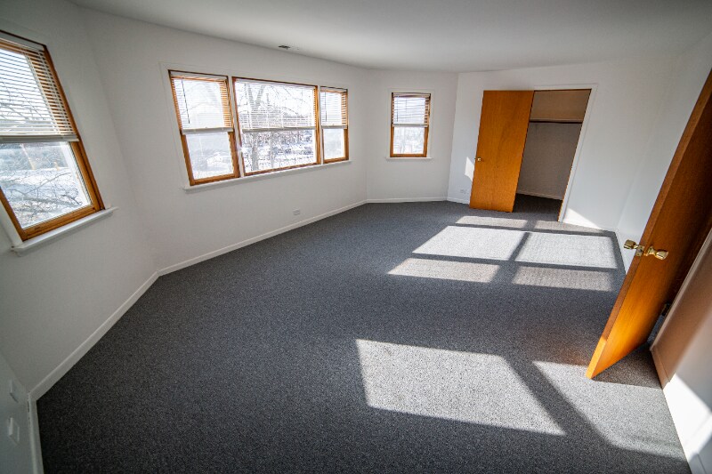 Building Photo - 2336 W 122nd St