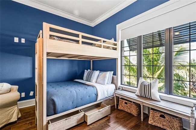 Building Photo - 459 20th Ave