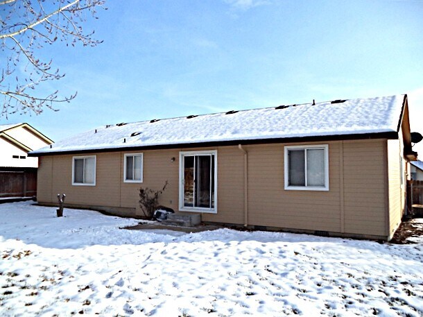 Building Photo - 2779 N Old Stone Way
