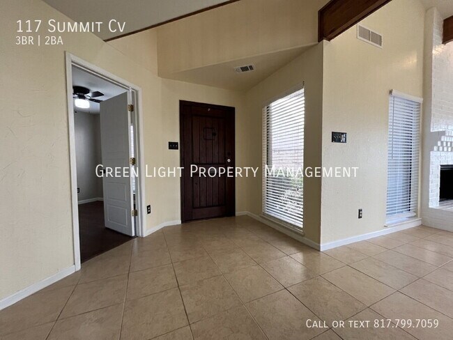 Building Photo - 117 Summit Cove