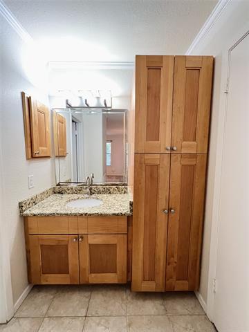 Building Photo - 5759 Cedar Creek Dr