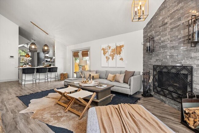 Building Photo - 989 Summer Lakes Dr