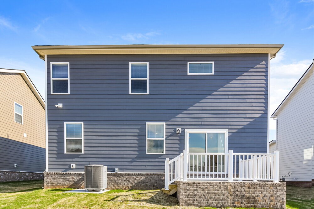 Building Photo - 193 E Millbrook Dr