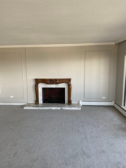 Building Photo - 3131 E Alameda Ave