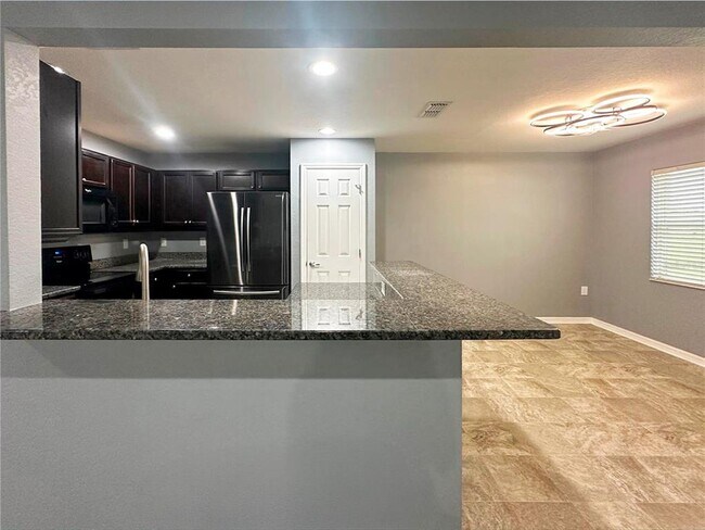 Building Photo - 3051 Golden Eagle Wy