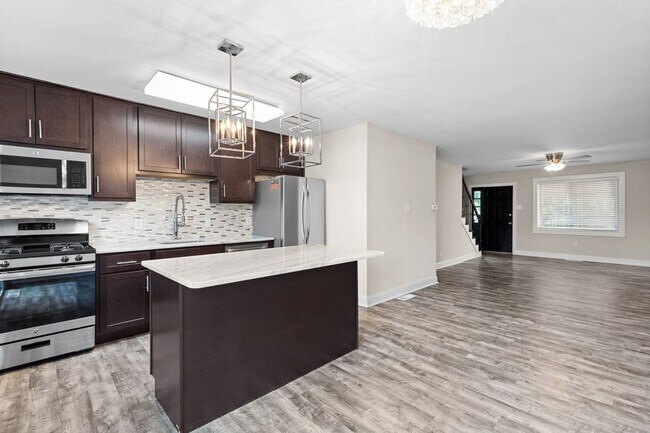 Interior Photo - Courtyard Townhouse Apartments