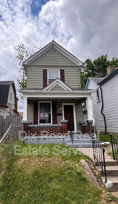 Primary Photo - 67 S McGee St