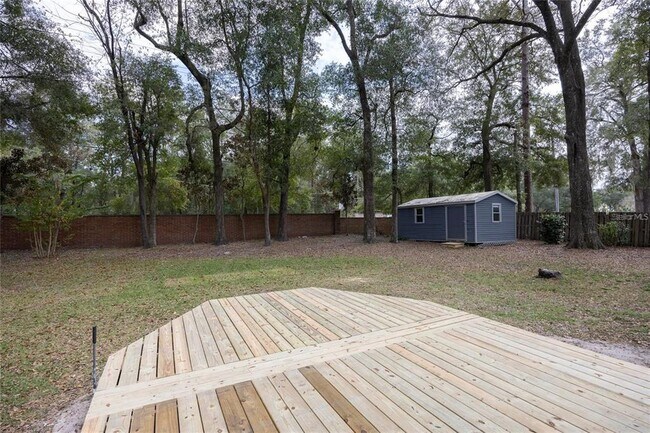 Building Photo - 2103 SW 75th Terrace