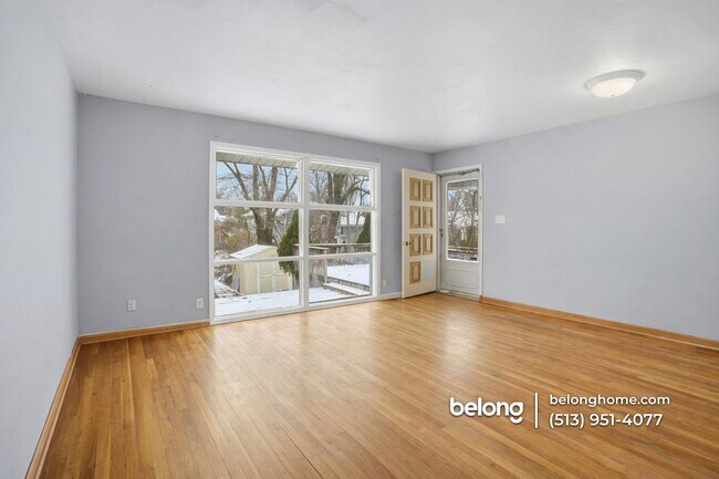 Building Photo - 704 Carlsbad Rd