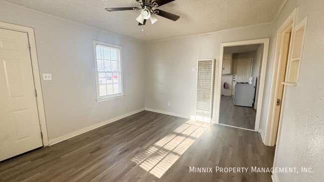 Building Photo - 2711 35th St