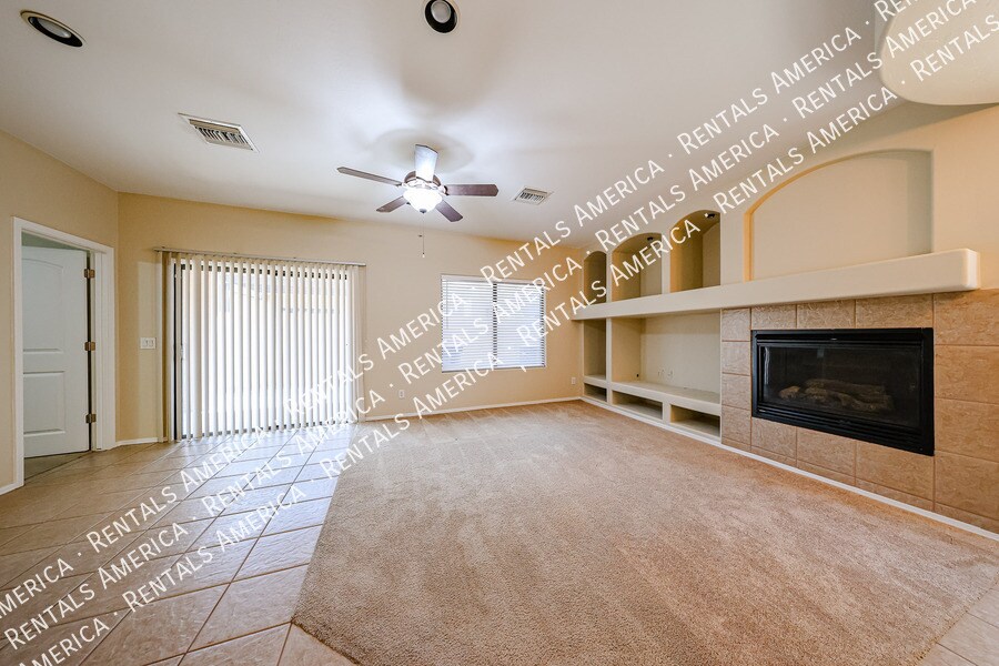 Building Photo - 2565 S Signal Butte Rd