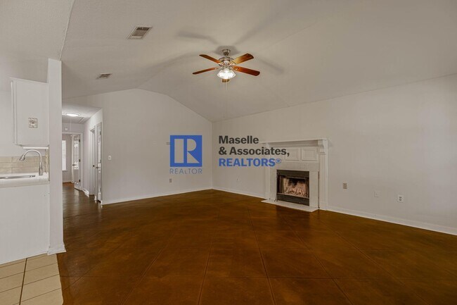 Building Photo - 1212 Barnett Bend Cir