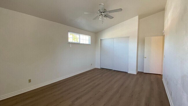 Building Photo - Very Spacious West Lancaster Home