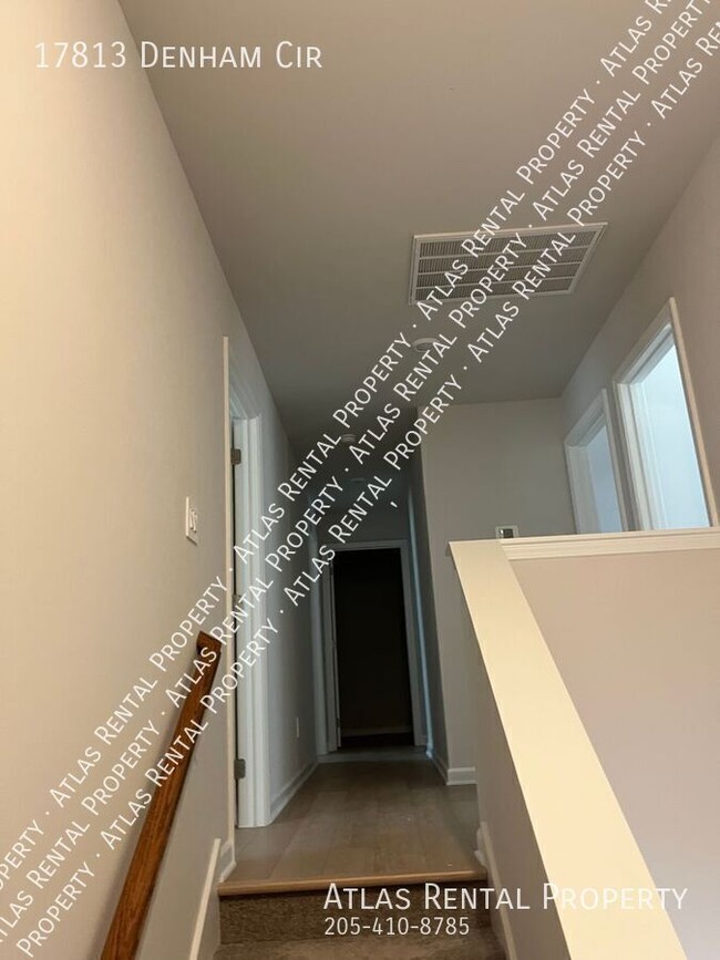 Building Photo - 17813 Denham Cir