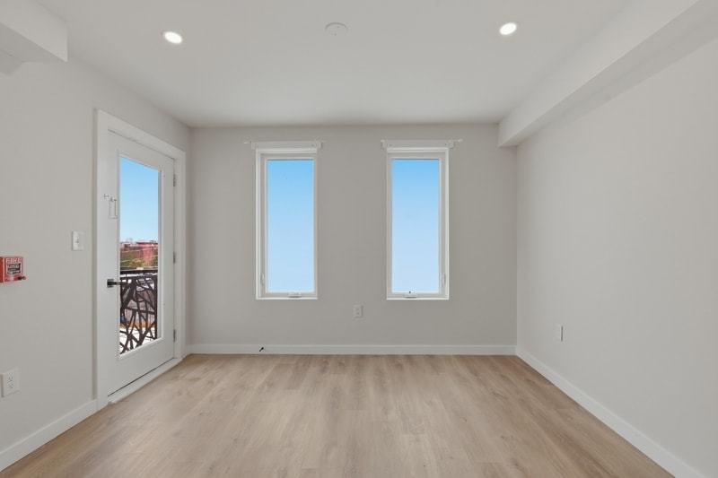 Building Photo - 48 S Carrollton Ave