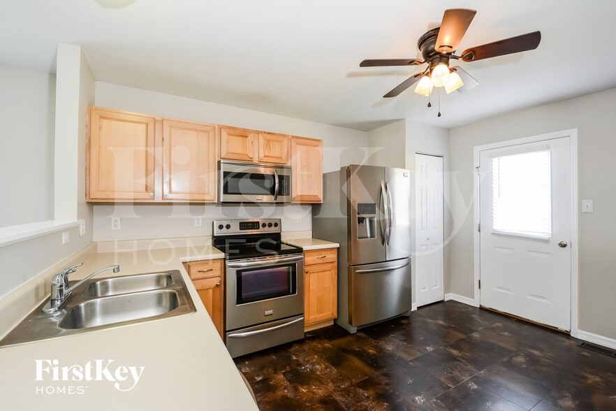 Building Photo - 4 Flying Fox Way