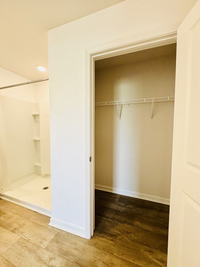 Building Photo - 809 Woodland Farms Cir
