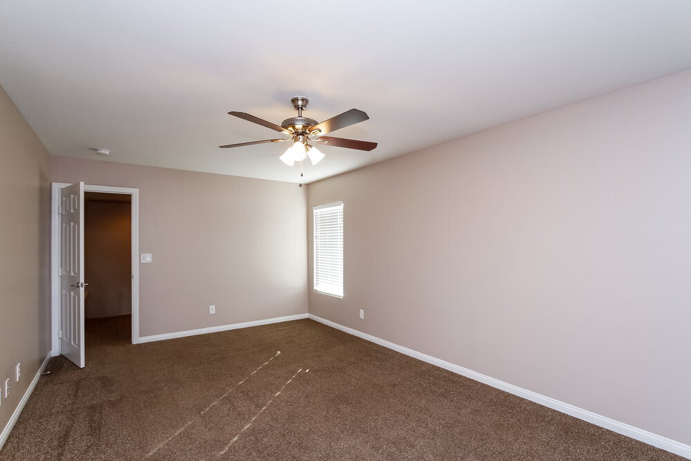 Building Photo - 10293 Burning Bush St