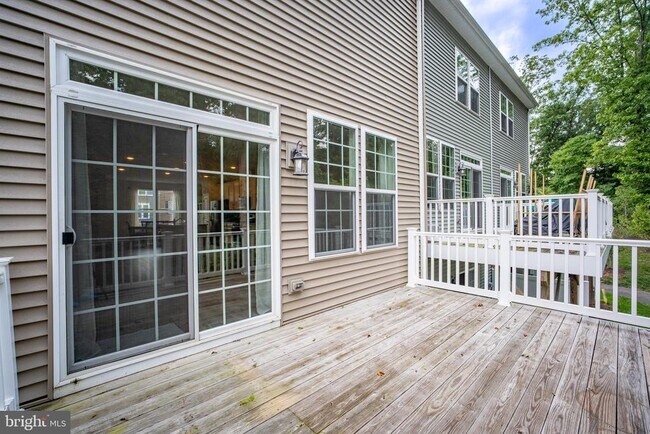 Building Photo - 6073 Camerons Ferry Dr