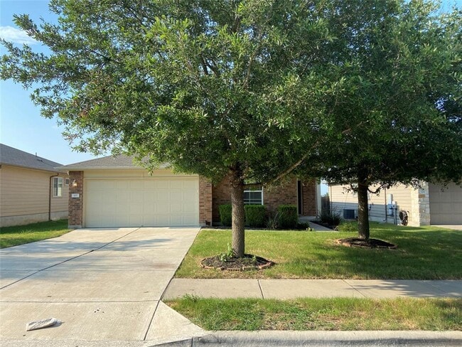 Building Photo - 107 Lavaca Loop