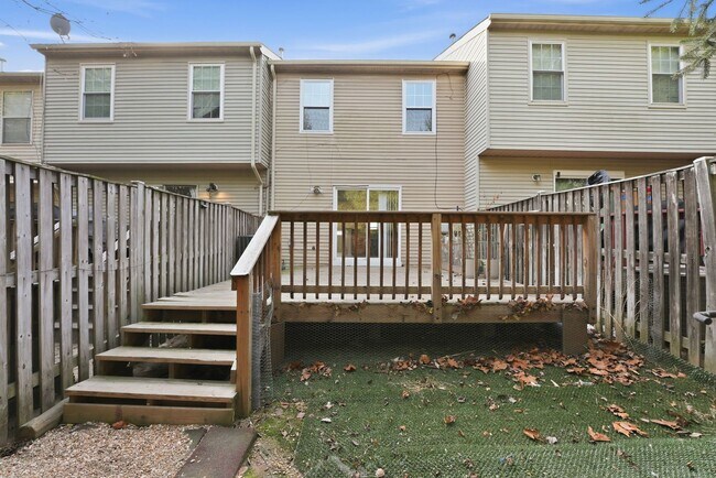 Building Photo - 3031 Antrim Cir