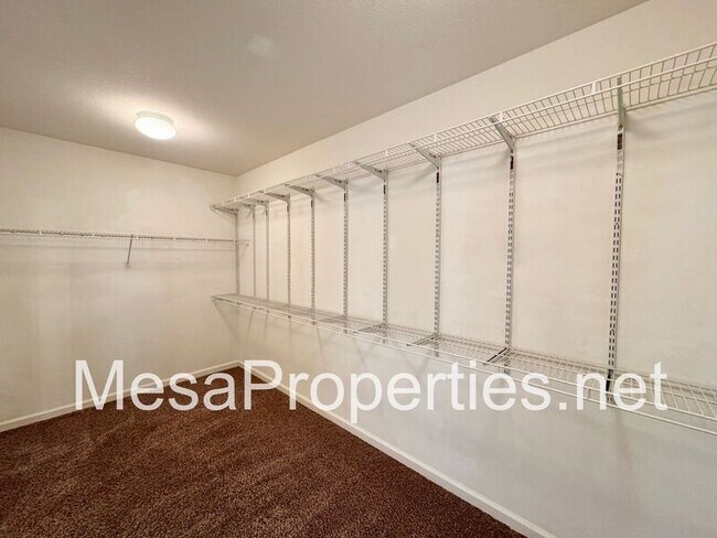 Building Photo - 14580 Maverick Pl