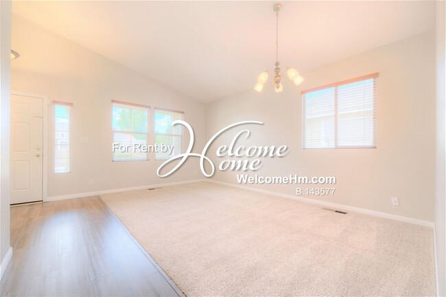 Building Photo - Single level Damonte Ranch Home with a Lar...