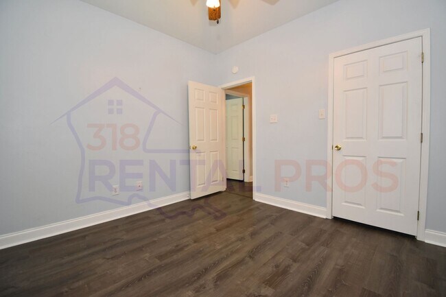 Building Photo - 3 Bed, 2 Bath Home in Ruston!