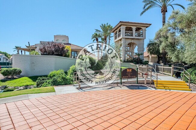 Building Photo - 9708 E Vía Linda