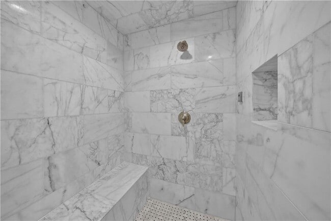 Building Photo - 225 Jayne Ellen Way