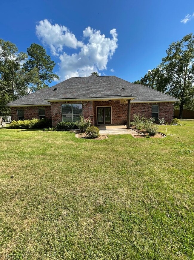 Building Photo - Cypress Bay Neighborhood-North Benton