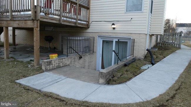 Building Photo - 8515 Preakness Pl