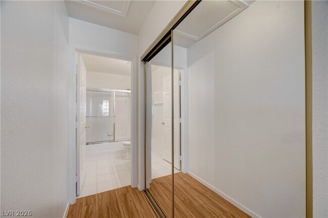 Building Photo - 8039 Teresita Ave