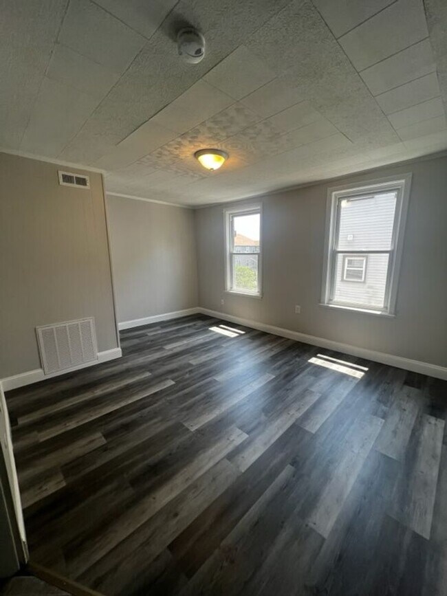 Building Photo - 480 Realty, LLC