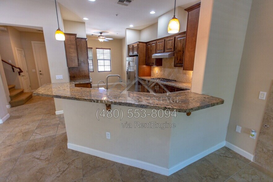 Building Photo - 4700 S Fulton Ranch Blvd