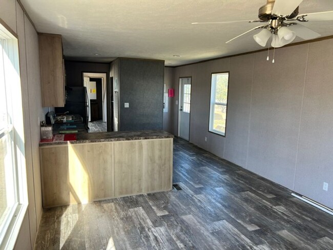 Building Photo - New 3 Bedroom 2 Bath Home in Poolville