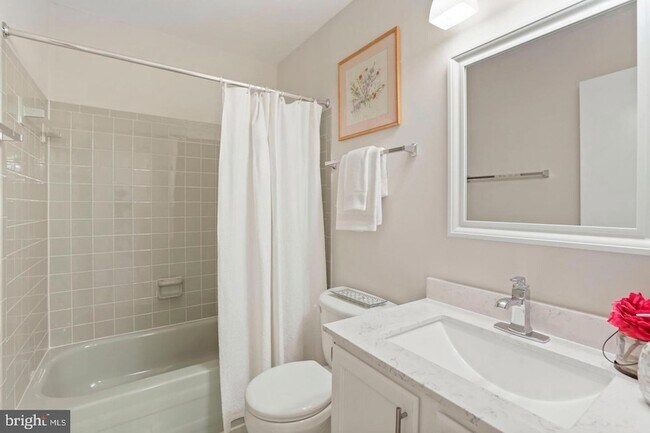 Building Photo - 6571 Snowbell Ln