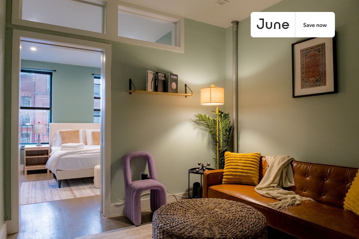 Building Photo - 1675 Lexington Ave