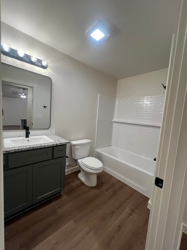 Building Photo - 13831 Gary Ave