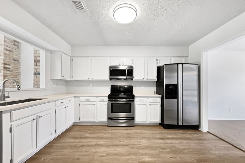 Building Photo - 5315 Windsong Trail