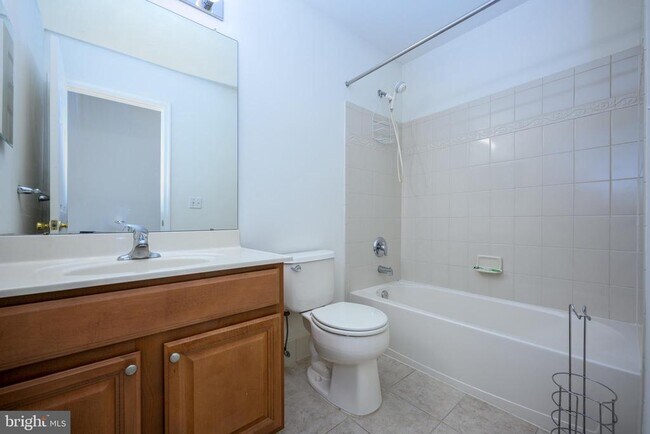 Building Photo - 249 Concord Pl