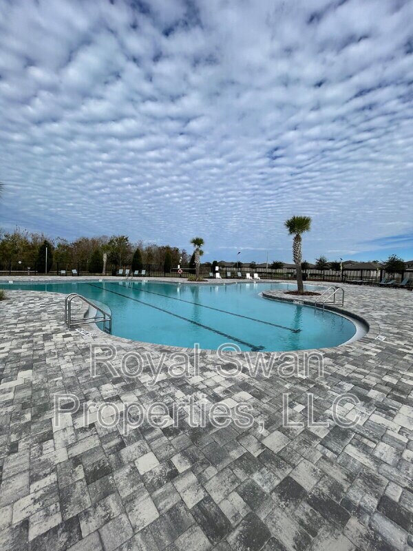 Building Photo - 5619 Siltstone St