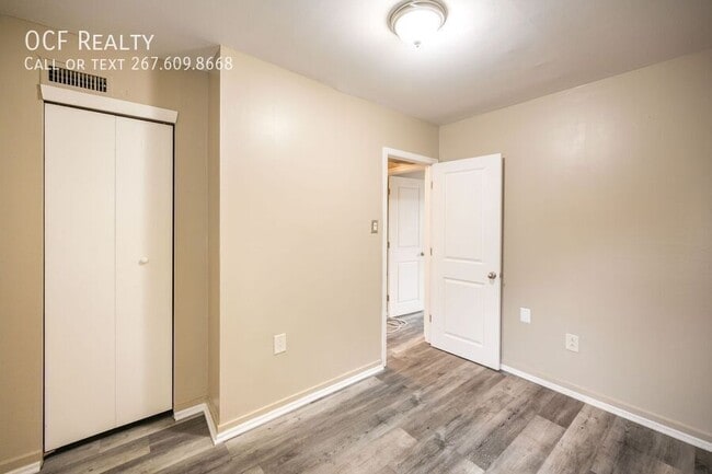 Building Photo - 2220 Fitzwater St