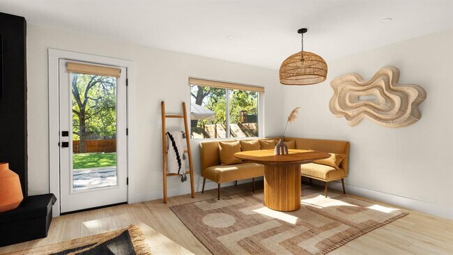 Building Photo - 2409 Shiloh Dr