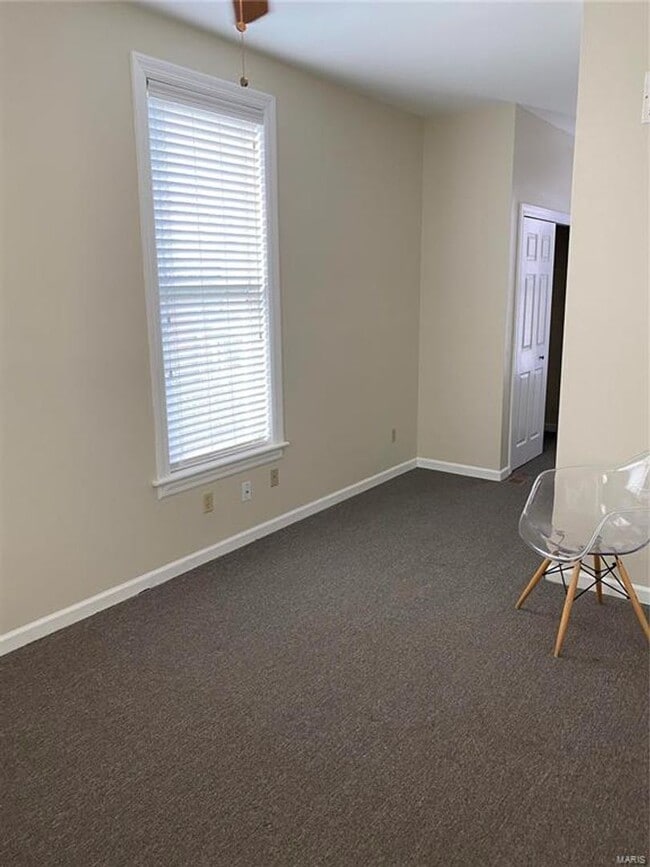 Building Photo - 816 Ann Ave