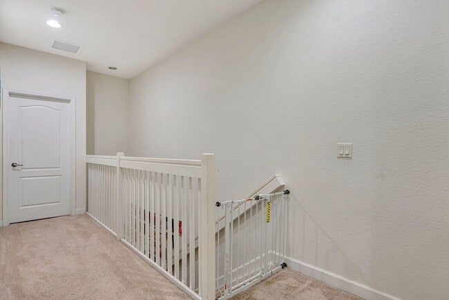 Building Photo - 5018 Ellery Terrace