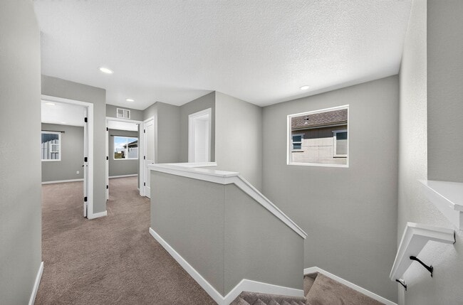 Building Photo - 466 Indian Grass St