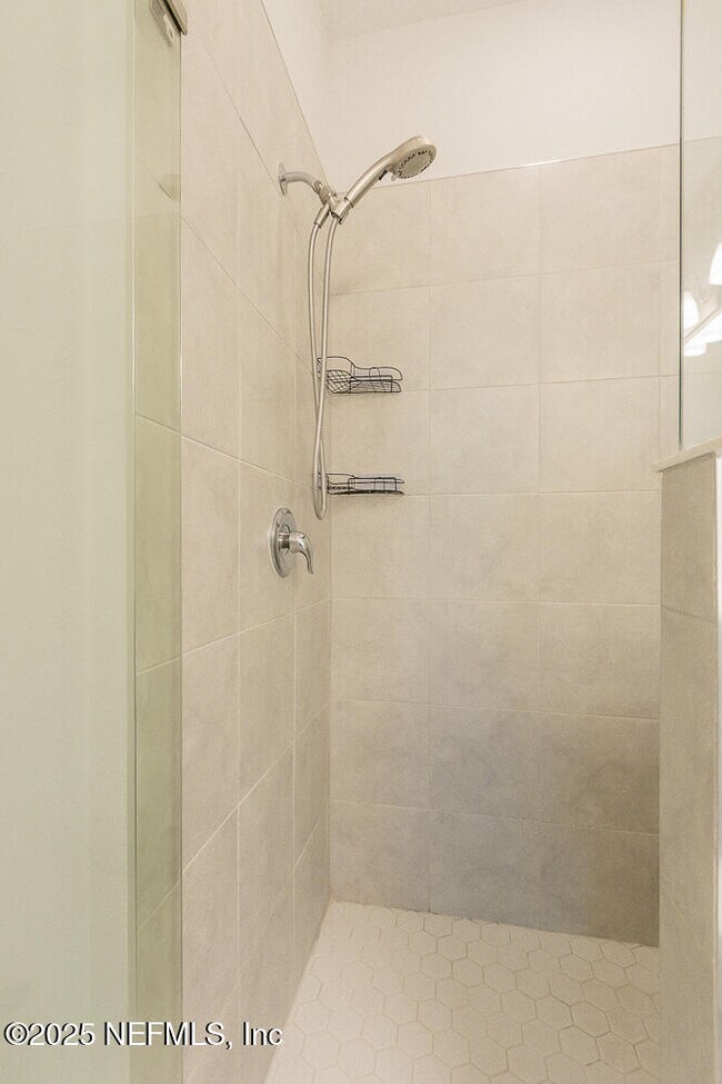 Building Photo - 360 Charlie Way