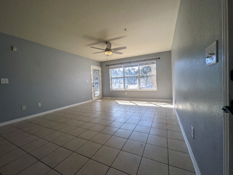 Building Photo - 4050 Dancing Cloud Ct